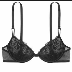 Black Victoria's Secret unlined lace demi plunge bra. (great condition)